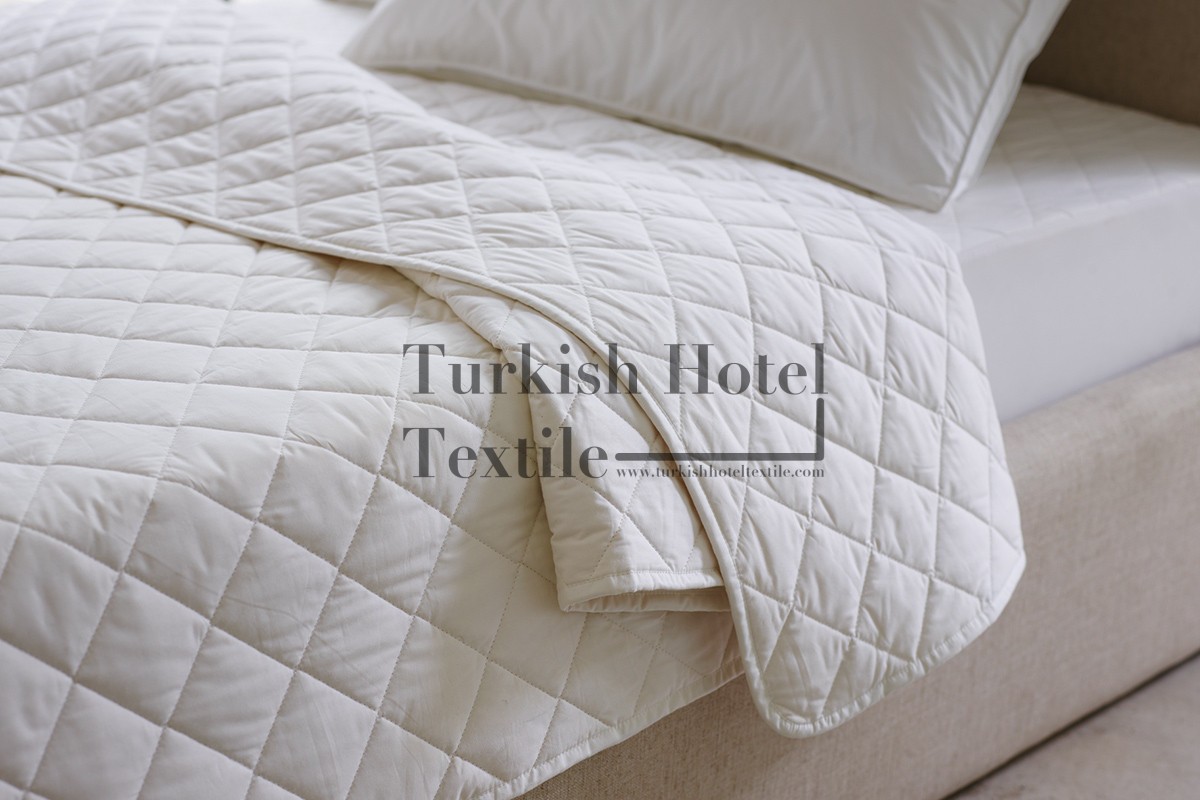 cuddledown quilted hotel mattress pad cuddledown exclusive
