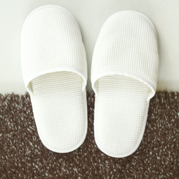 HOTEL SLIPPERS